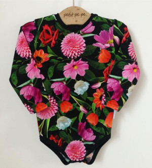 Body z cienkiej dzianiny jersey - wiosna nocą
