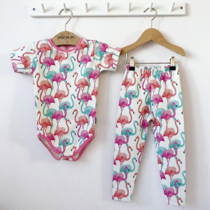 Zestaw body z dresówki + getry - flamingi