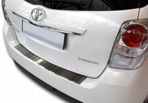 Stalowa Nakładka Na Zderzak Toyota Verso 2