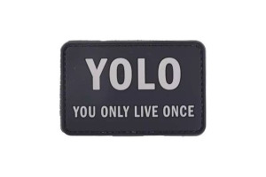Naszywka 3D - YOLO - czarna
