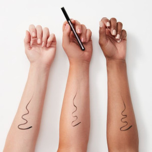 Maybelline, Hyper Easy Brush Tip Liner, eyeliner w pisaku 800 Black