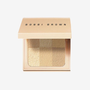 Bobbi Brown, Nude Finish Illuminating, puder rozświetlający Nude, 6,6 g