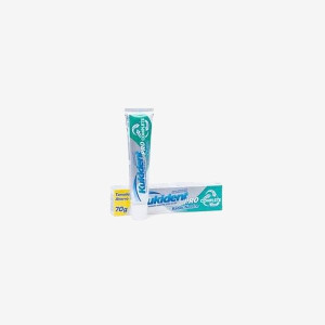 Kukident Pro Double Action Kremowy klej mocujący Extra 60g
