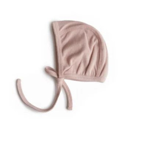 Wiązana Czapeczka Bonetka Blush - Mushie