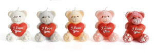 ARTMAN świeca ozdobna Teddy figurka miś biały z serduszkiem -1 sztuka