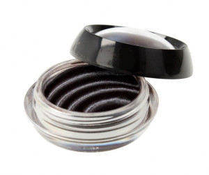 Makeup Revolution Magnetize Eyeshadow Cień do powiek magnetyczny Black 1szt