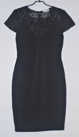 Czarna elegancka sukienka Calvin Klein M