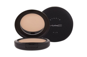 MAC Studio Fix Podkład 15g NC25