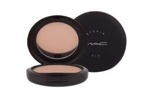 MAC Studio Fix Podkład 15g NW22