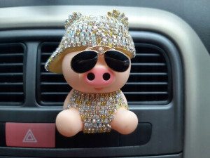 Zapach Perfumy Dekoracja Do Samochodu Auta Świnka