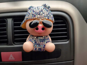 Zapach Perfumy Dekoracja Do Samochodu Auta Świnka