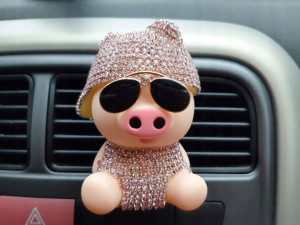 Zapach Perfumy Dekoracja Do Samochodu Auta Świnka