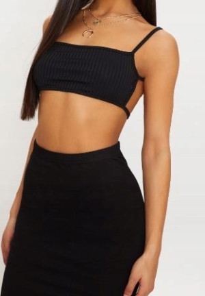 Czarny crop top wiązania Pretty Little Thing 36