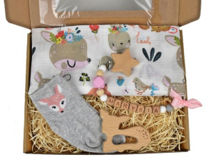 Drewniana skrzyneczka PUDEŁKO SKARBÓW prezent witaj na świecie Baby Shower