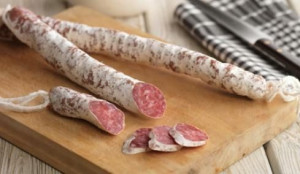 Fuet - tradycyjna hiszpańska kiełbasa dojrzewająca Argal