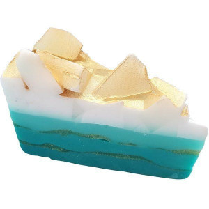Bomb Cosmetics Piece Cake Soap Slice Golden Surf 140g mydło glicerynowe