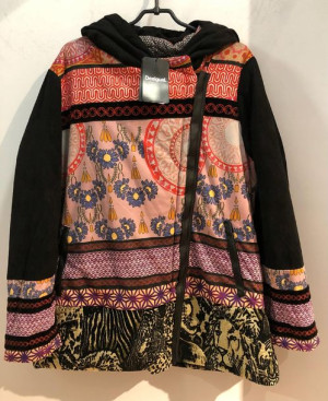 DESIGUAL wielokolorowa wzorzysta KURTKA 44