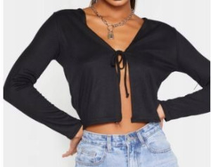 Czarny wiązany crop top Pretty Little Thing 34