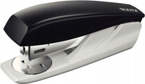 Zszywacz Leitz 5501 do 25 kartek czarny