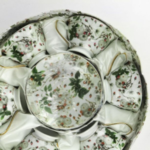 Komplet 6 filiżanek porcelanowych ze spodkami Pędy Róż 250 ml
