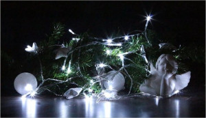Lampki Joylight świąteczne 20 LED białe zimne na baterie 3m