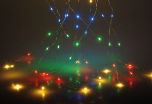 Lampki świąteczne i na srebrnym druciku kurtyna 200 LED kolorowe