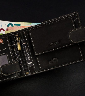 Skórzany portfel z zapinką i ochroną kart RFID — Buffalo Wild