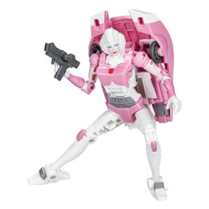 Figurka The Transformers: The Movie Generations Studio Deluxe Class - Arcee