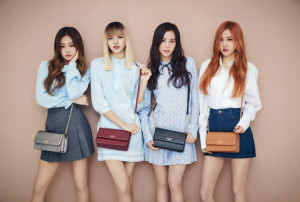 Mata na biurko K-Pop Kpop BLACKPINK Black Pink