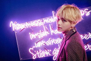 Mata na biurko K-Pop Kpop BTS Bangtan Boys