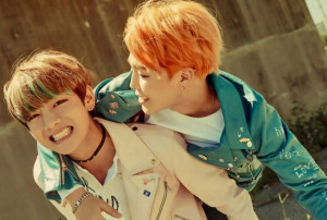 Mata na biurko K-Pop Kpop BTS Bangtan Boys