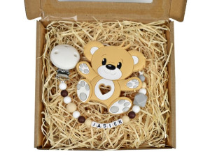 Zestaw w pudełku zawieszka IMIĘ + gryzak PREZENT narodziny BabyShower