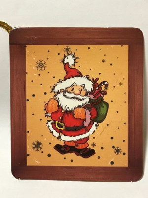 Bilecik zawieszka prezent BN Mikołaj ok 7,1x8,2cm