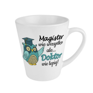 Kubek latte biały dla świeżo upieczonego Doktora.