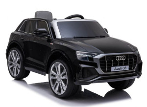 Oryginalne Audi Q8 W Najlepszej Opcji, Miękkie Koła, Miękkie Siedzenie