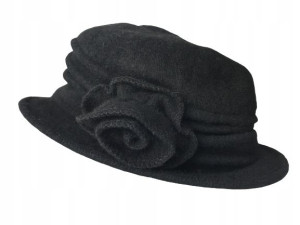 Beret damski czarny wełniany kwiat