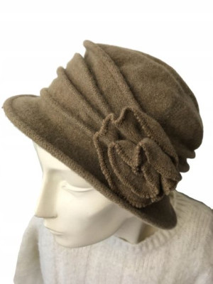 BERET ZIMOWY WEŁNIANY kwiat brązowy