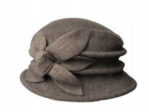CIEPŁY WEŁNIANY BERET DAMSKI klasyczny