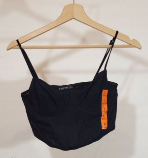 Gorsetowy top czarny na ramiączkach stradivarius l