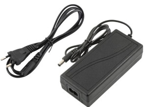 Zasilacz Do Led Do Gniazdka 60w 5a 12v Desktop