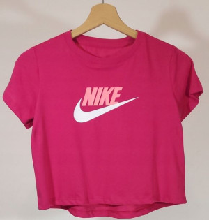 THE NIKE TEE 146-156 t-shirt logo