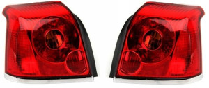 Toyota Avensis T25 Sedan Komplet Lamp Tylnych