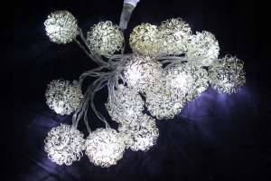 Lampki Choinkowe Kulki Metalowe Led Łańcuch 10szt