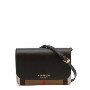 Torby na ramię marki Burberry model 804631 kolor Czarny. Torby Damskie. Sez