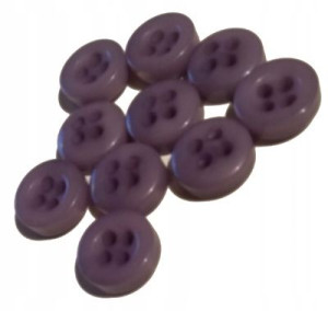 Guziki fioletowe 9 mm 4 otwory 10 szt.