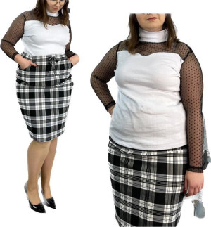 Bluzka Prążkowana Półgolf Koronkowa Plus Size Biała
