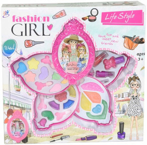 Zestaw kosmetyków Fashion Girl w pudełku medalion
