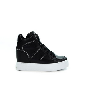 Damskie sneakersy czarne GUESS  FL5ALA ELE12 - Rozmiar: 37