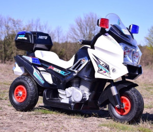Mega Wielki Motor Hero Z Dźwiękami Na Pompowanych Kołach Nowość / 8815 12 V
