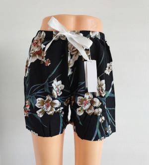 Spodenki Damskie Shorty Tasiemka Kwiaty Czarne S M
